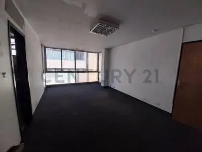 Oficina en obra gris en Alquiler en El Rosal