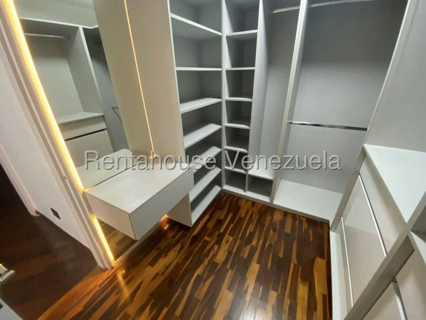 Apartamento (1 Nivel) en Venta en Manzanares, Distrito Metropolitano - 15