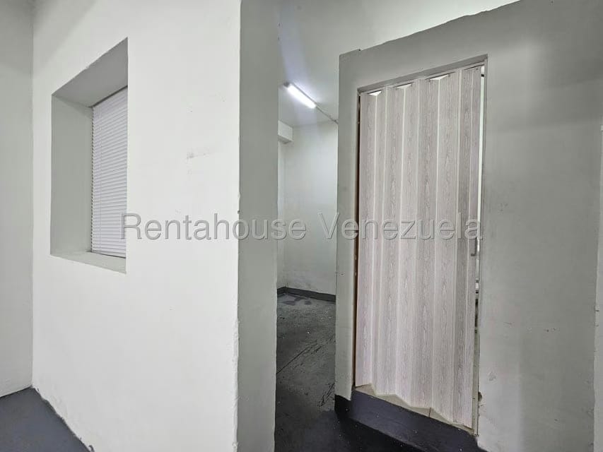Comercial (Local Comercial) en Alquiler en Del Este, Lara - 15