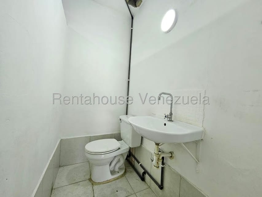 Comercial (Local Comercial) en Alquiler en Del Este, Lara - 18