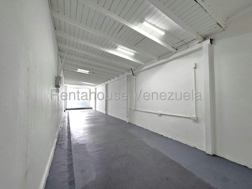 Comercial (Local Comercial) en Alquiler en Del Este, Lara - 21