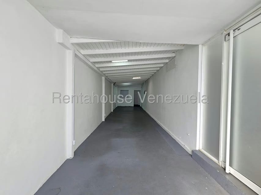 Comercial (Local Comercial) en Alquiler en Del Este, Lara - 10