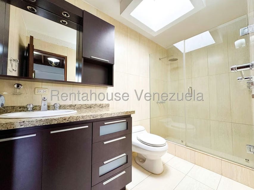 Casa (Contemporaneo) en Venta en Las Marias, Distrito Metropolitano - 36