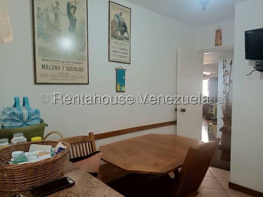 Apartamento (1 Nivel) en Venta en Santa Eduvigis, Distrito Metropolitano - 20
