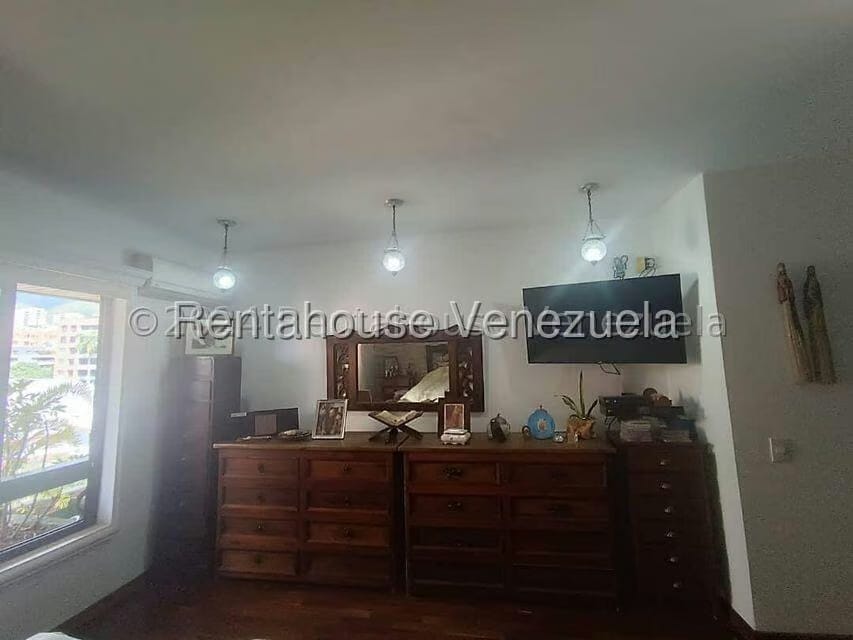 Apartamento (1 Nivel) en Venta en Santa Eduvigis, Distrito Metropolitano - 24