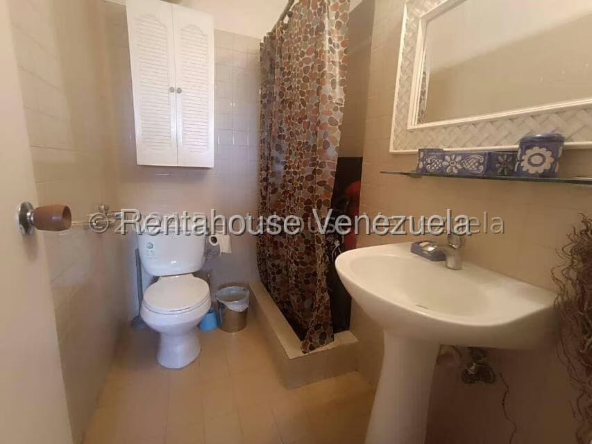 Apartamento (1 Nivel) en Venta en Santa Eduvigis, Distrito Metropolitano - 31