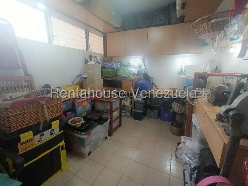 Apartamento (1 Nivel) en Venta en Santa Eduvigis, Distrito Metropolitano - 32