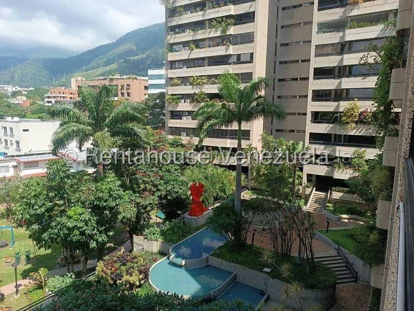 Apartamento (1 Nivel) en Venta en Santa Eduvigis, Distrito Metropolitano - 36