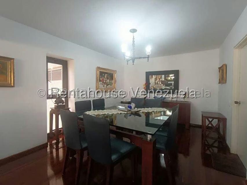 Apartamento (1 Nivel) en Venta en Santa Eduvigis, Distrito Metropolitano - 8