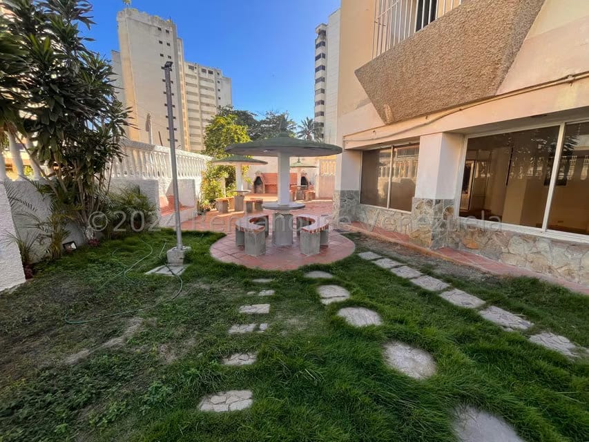 Apartamento (Duplex) en Venta en Playa Grande, Vargas - 34