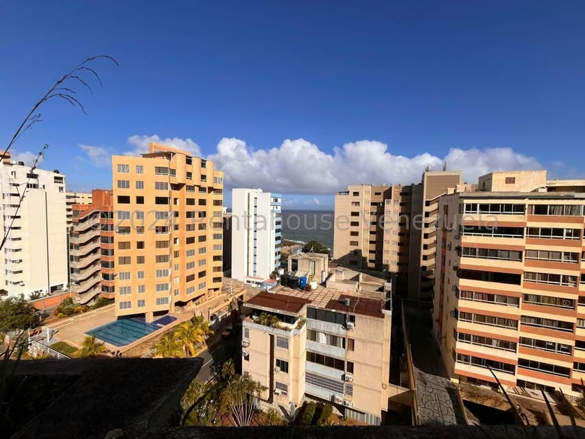 Apartamento (Duplex) en Venta en Playa Grande, Vargas - 6