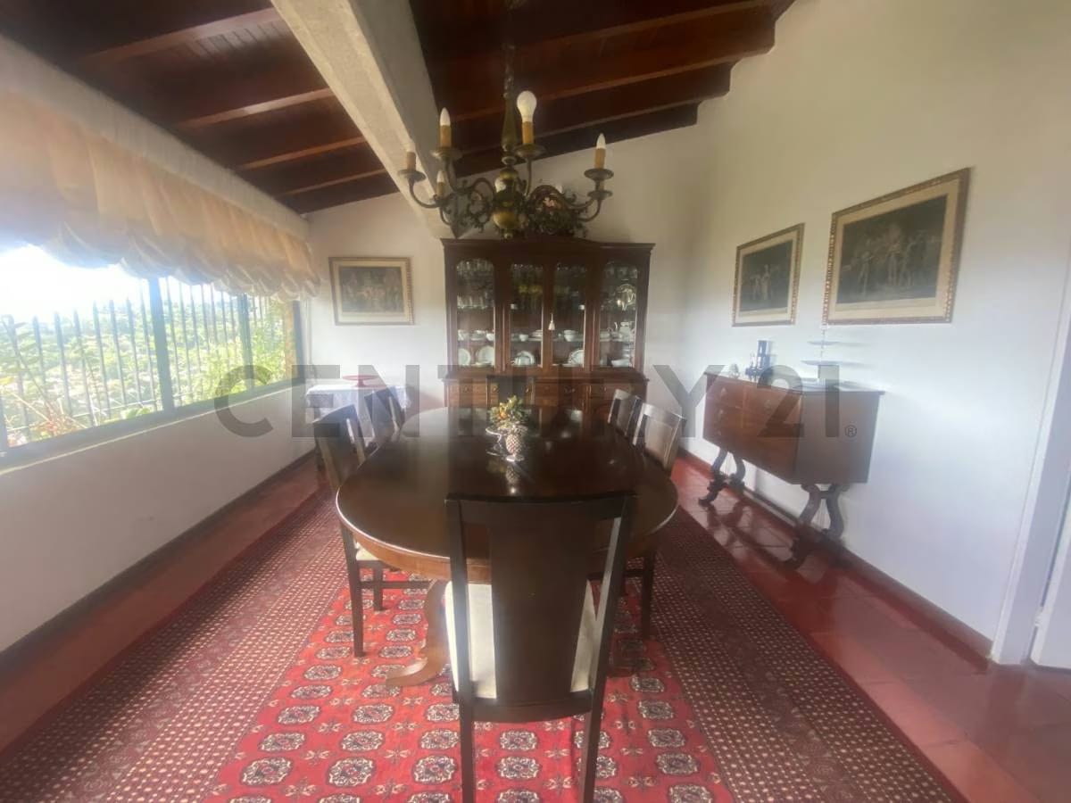 Se Vende Casa Quinta El Hatillo. El Arroyo 2 - 14