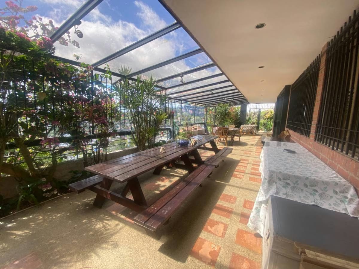 Se Vende Casa Quinta El Hatillo. El Arroyo 2 - 59