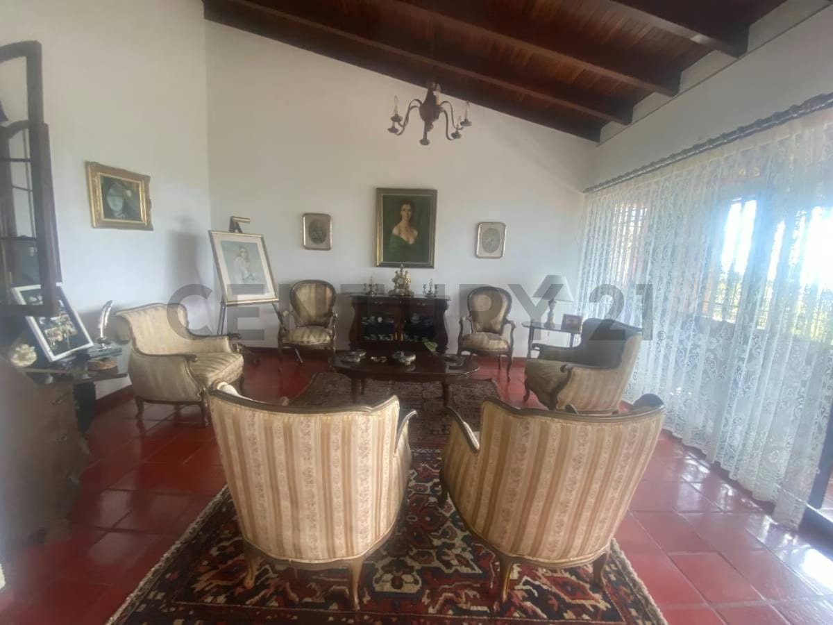 Se Vende Casa Quinta El Hatillo. El Arroyo 2 - 8