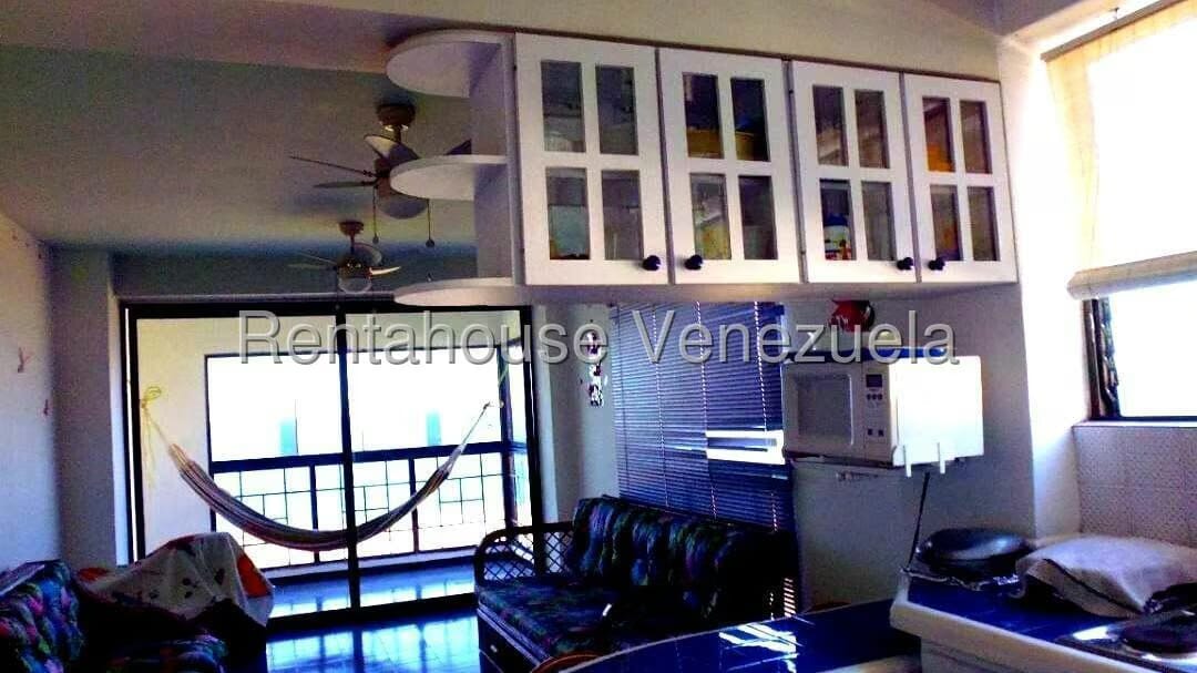 Apartamento (1 Nivel) en Alquiler en Macuto, Vargas - 4