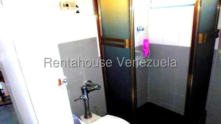 Apartamento (1 Nivel) en Alquiler en Macuto, Vargas - 5