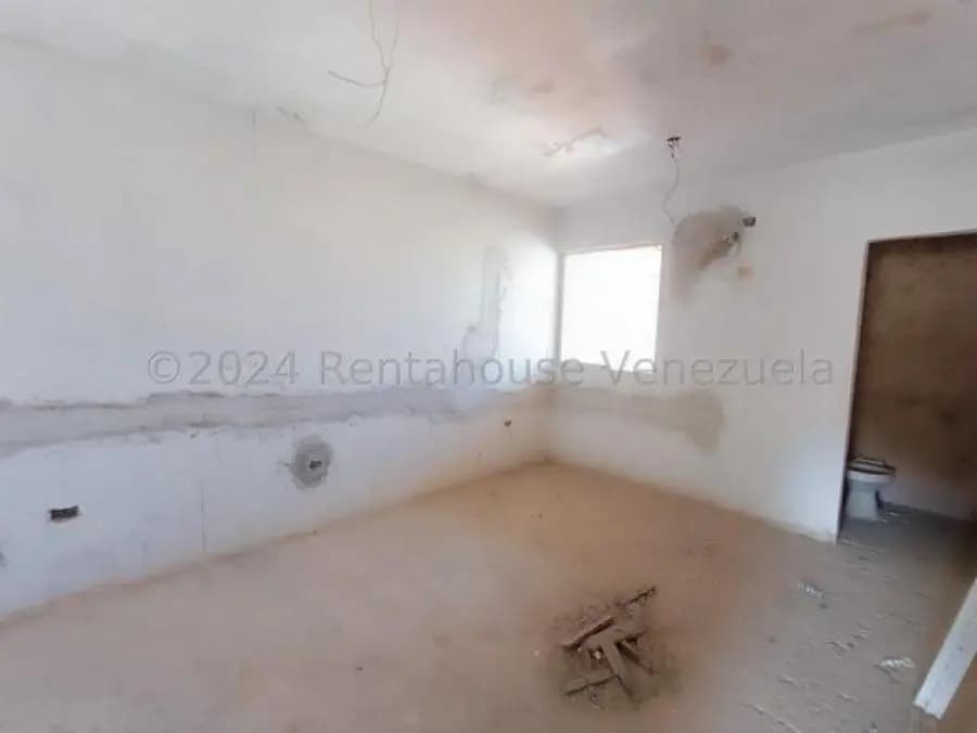 Apartamento en Venta en el bosque Maracay - 4