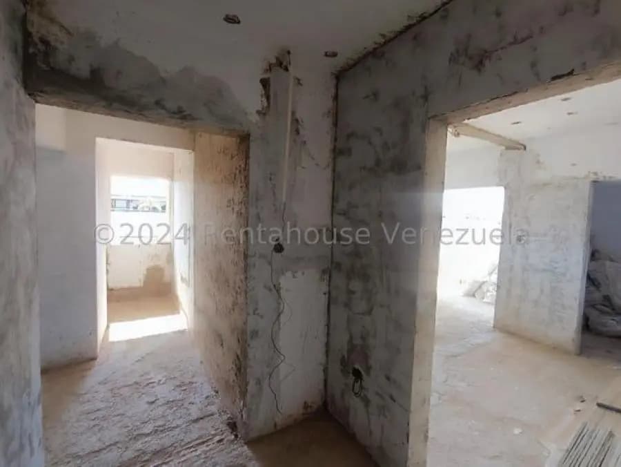 Apartamento en Venta en el bosque Maracay - 5