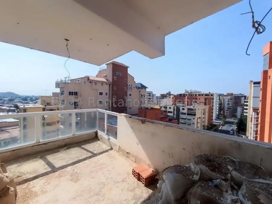 Apartamento en Venta en el bosque Maracay - 6