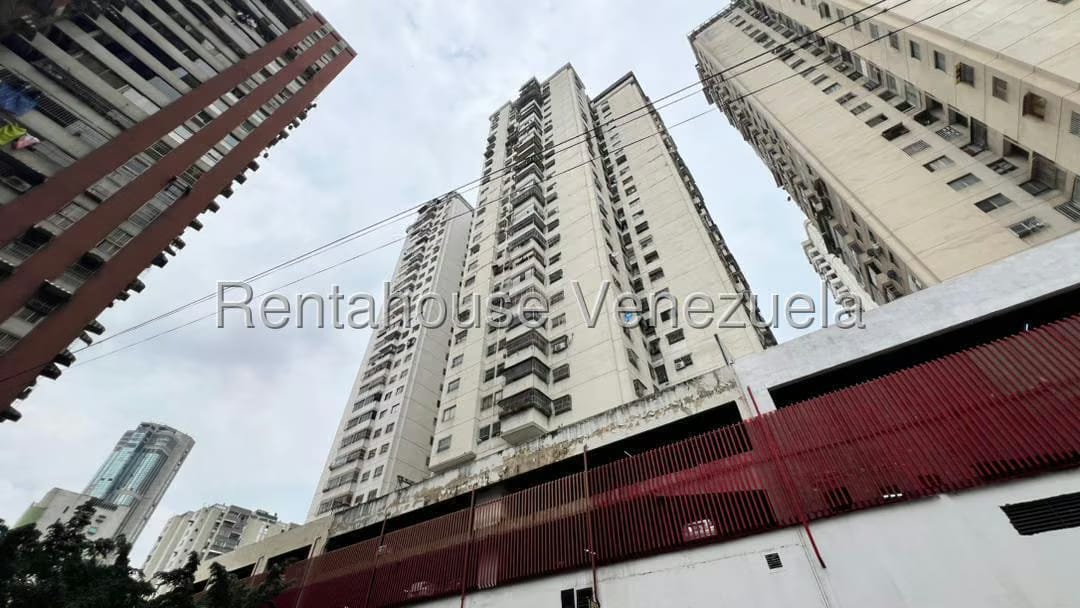 Apartamento (1 Nivel) en Alquiler en Parroquia La Candelaria, Distrito Metropolitano