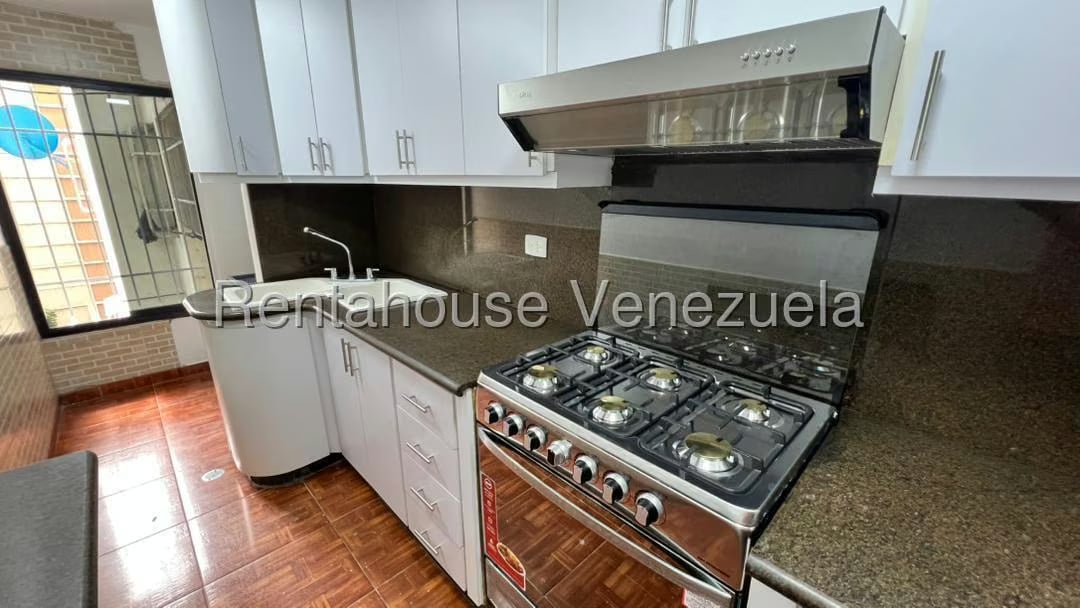 Apartamento (1 Nivel) en Alquiler en Parroquia La Candelaria, Distrito Metropolitano - 13