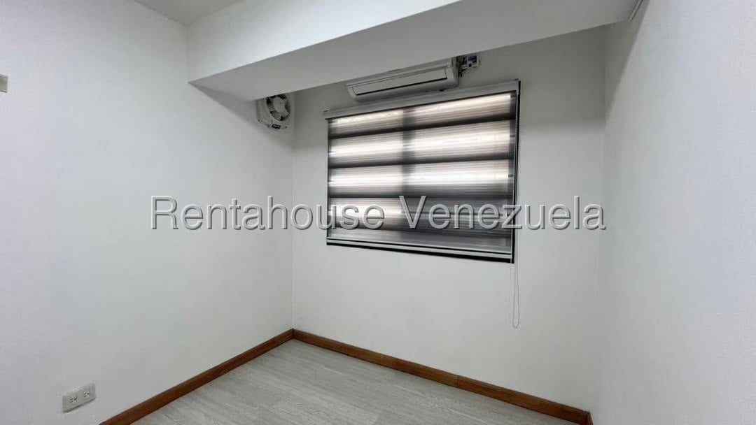 Apartamento (1 Nivel) en Alquiler en Parroquia La Candelaria, Distrito Metropolitano - 18