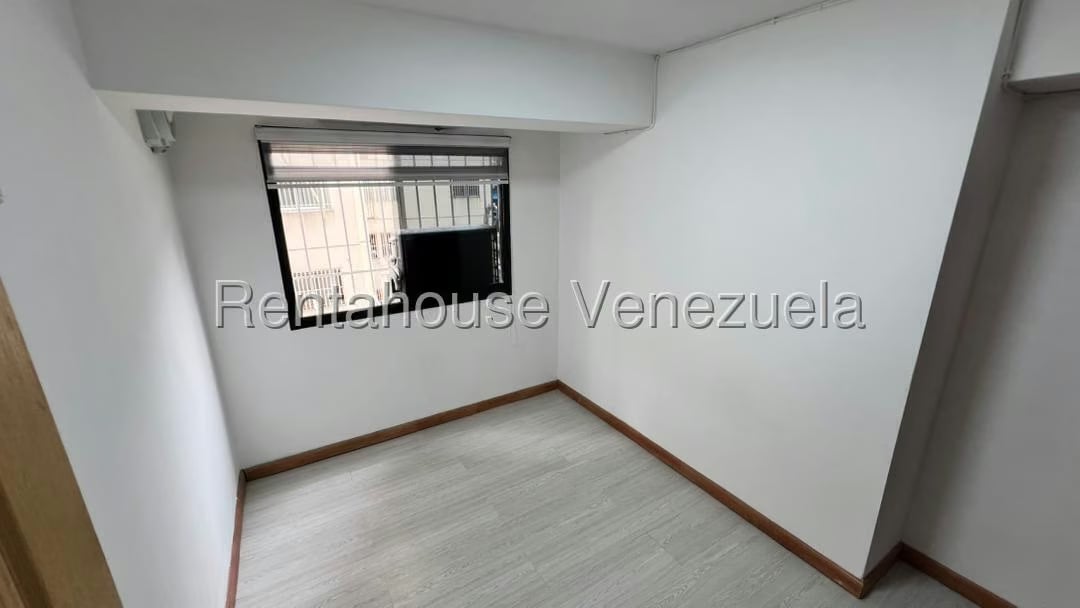 Apartamento (1 Nivel) en Alquiler en Parroquia La Candelaria, Distrito Metropolitano - 20