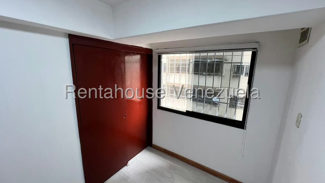 Apartamento (1 Nivel) en Alquiler en Parroquia La Candelaria, Distrito Metropolitano - 22