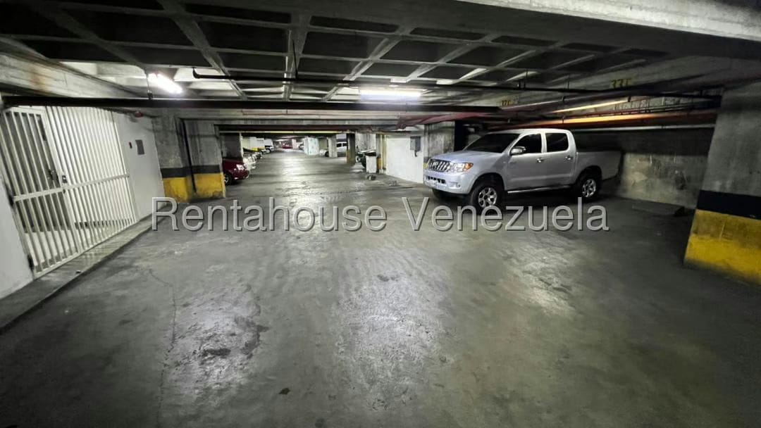 Apartamento (1 Nivel) en Alquiler en Parroquia La Candelaria, Distrito Metropolitano - 5