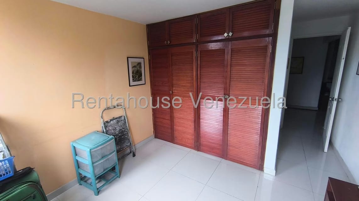 Apartamento (1 Nivel) en Venta en Mampote, Miranda - 11