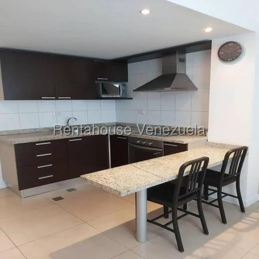 Apartamento en Alquiler en santa eduviguis Caracas - 11