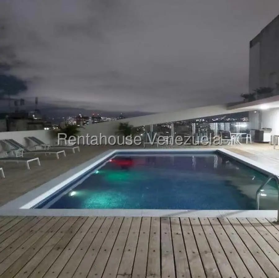 Apartamento en Alquiler en santa eduviguis Caracas - 3