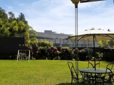 EN VENTA HERMOSA CASA COLONIAL CONTEMPORÁNEA