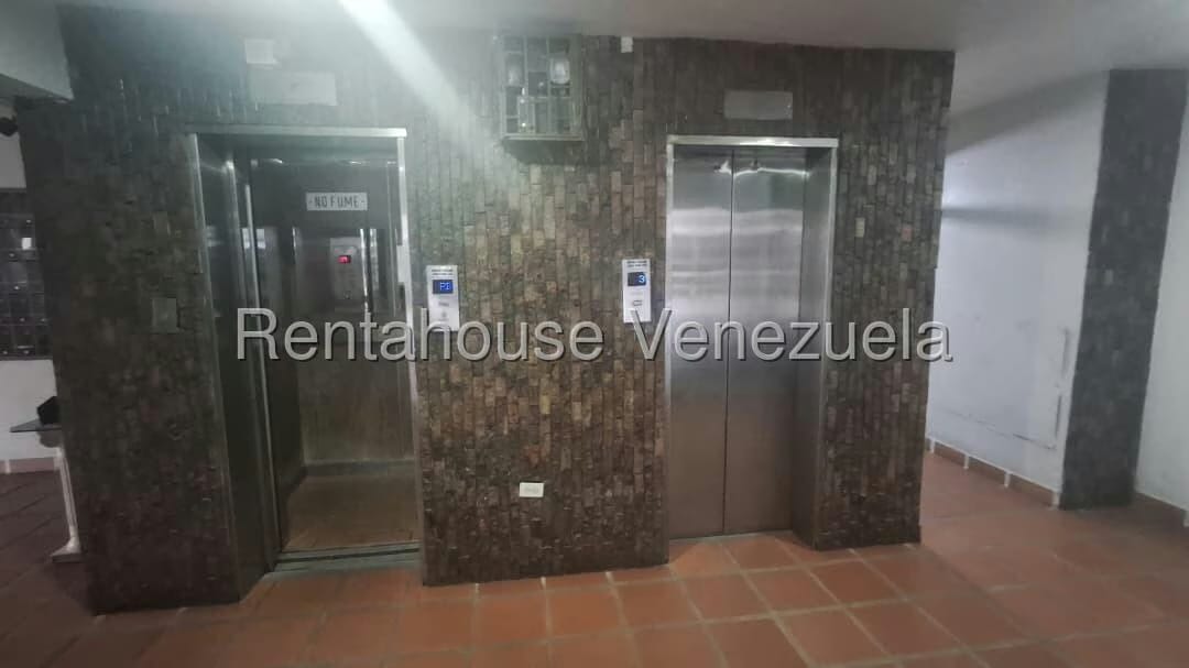 Apartamento (1 Nivel) en Alquiler en Zona Oeste, Lara - 19