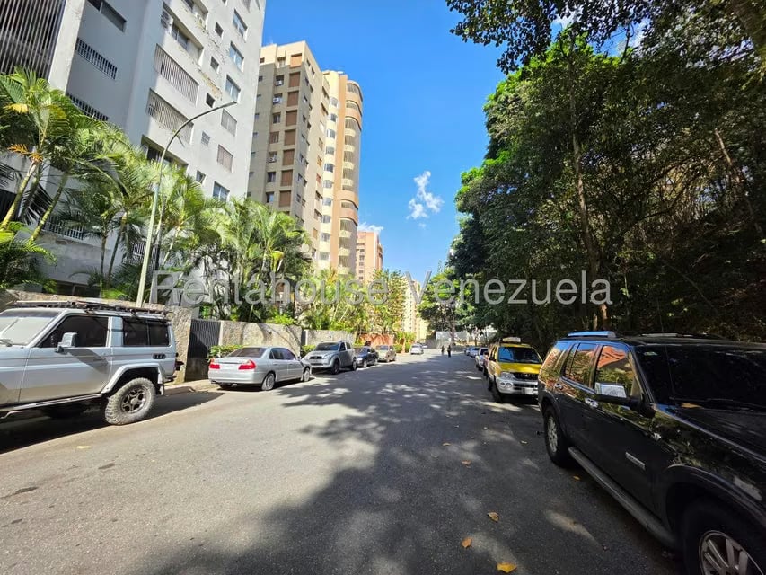 Apartamento (1 Nivel) en Alquiler en Cerro Verde, Distrito Metropolitano - 2