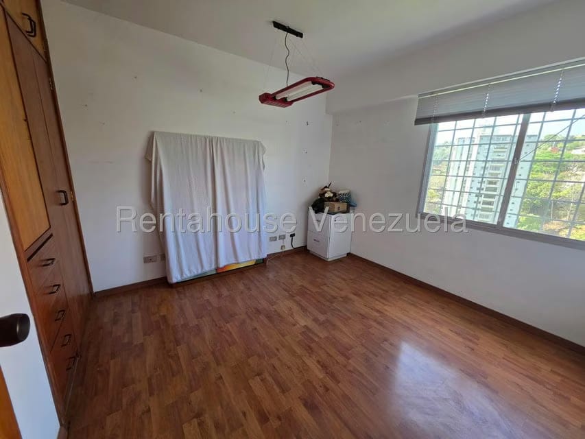 Apartamento (1 Nivel) en Alquiler en Cerro Verde, Distrito Metropolitano - 16