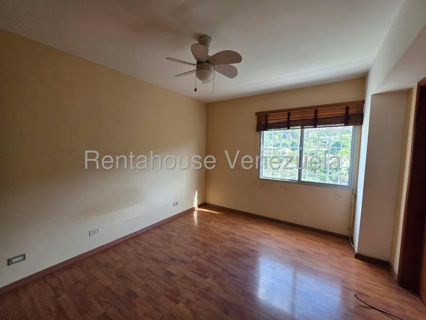 Apartamento (1 Nivel) en Alquiler en Cerro Verde, Distrito Metropolitano - 20