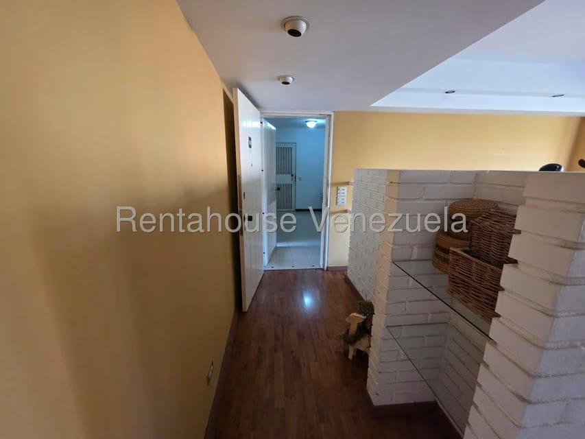 Apartamento (1 Nivel) en Alquiler en Cerro Verde, Distrito Metropolitano - 21