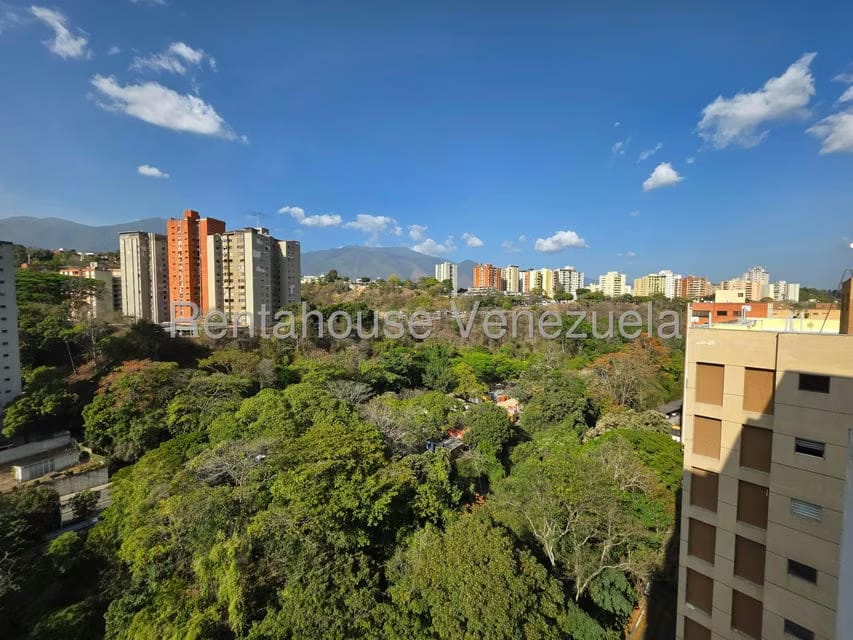 Apartamento (1 Nivel) en Alquiler en Cerro Verde, Distrito Metropolitano - 4