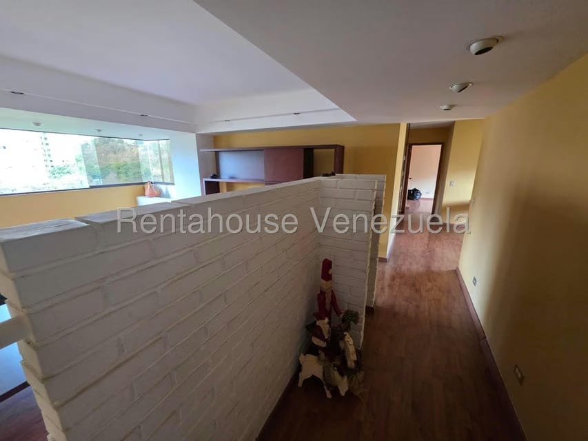 Apartamento (1 Nivel) en Alquiler en Cerro Verde, Distrito Metropolitano - 5