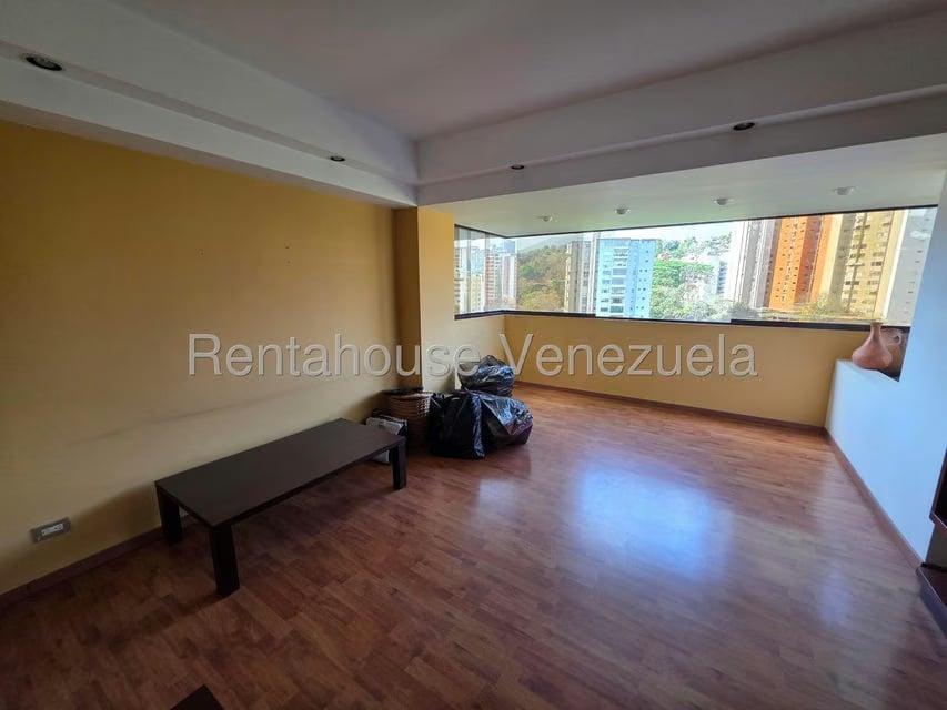 Apartamento (1 Nivel) en Alquiler en Cerro Verde, Distrito Metropolitano - 6