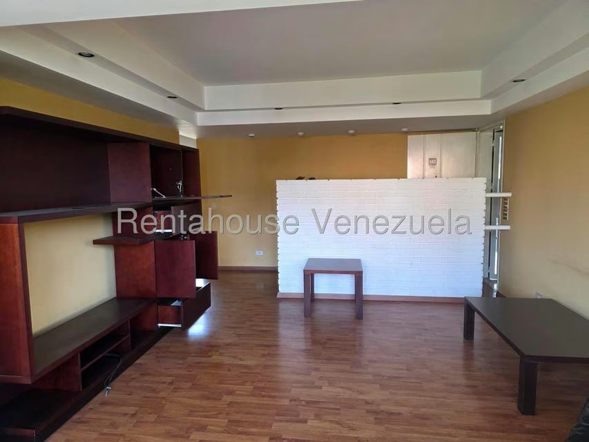 Apartamento (1 Nivel) en Alquiler en Cerro Verde, Distrito Metropolitano - 7