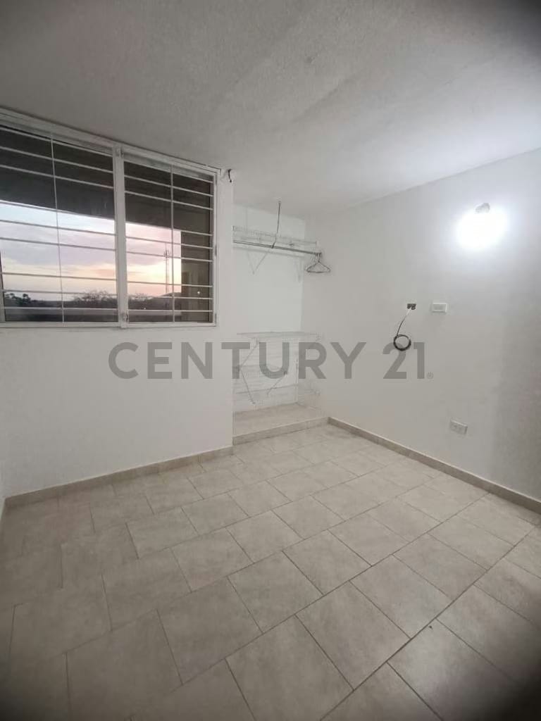 Venta Apartamento en la Urbanización Pueblo Nuevo, Isla De Margarita - 12
