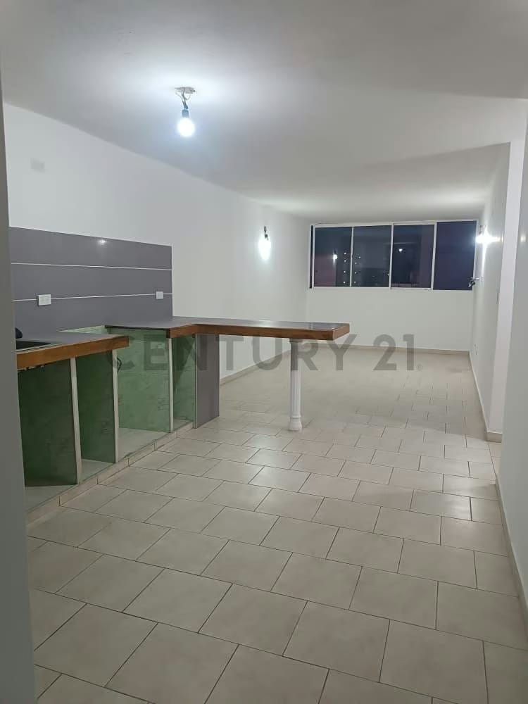 Venta Apartamento en Urbanización Pueblo Nuevo, Isla De Margarita - 5