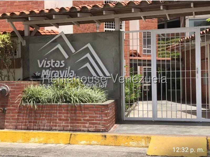 Apartamento (1 Nivel) en Venta en Miravila, Distrito Metropolitano - 2