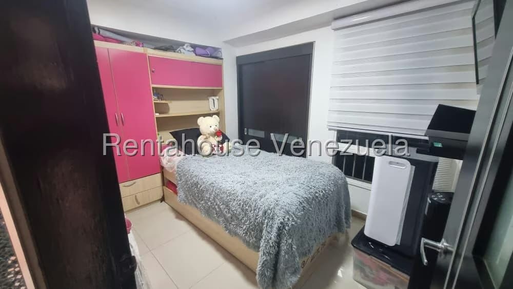 Apartamento (1 Nivel) en Venta en Miravila, Distrito Metropolitano - 9