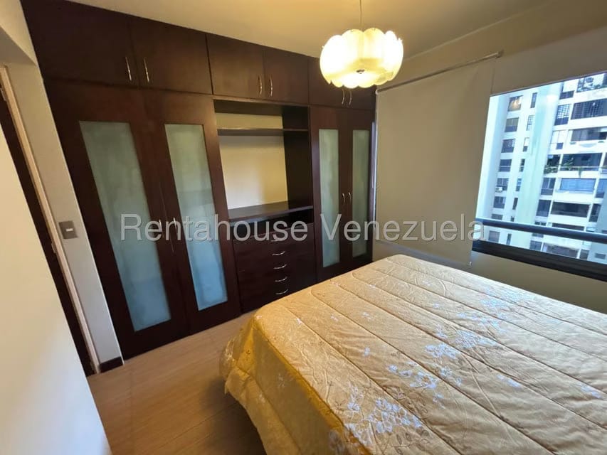Apartamento (1 Nivel) en Alquiler en La Bonita, Distrito Metropolitano - 13