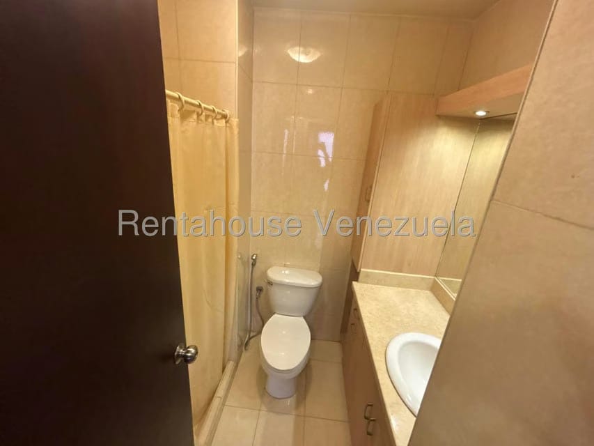 Apartamento (1 Nivel) en Alquiler en La Bonita, Distrito Metropolitano - 15