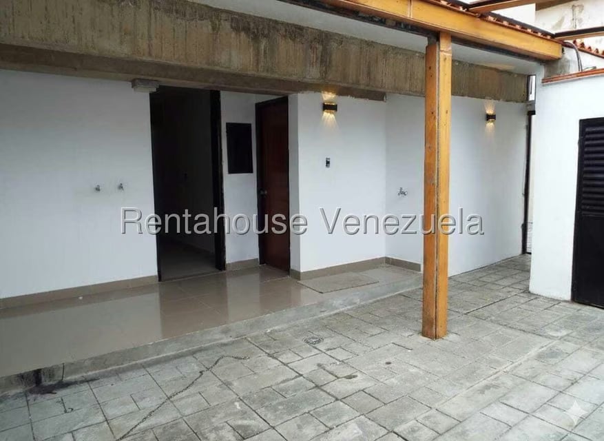 Casa (Multipes Niveles) en Alquiler en Alto Prado, Distrito Metropolitano - 5
