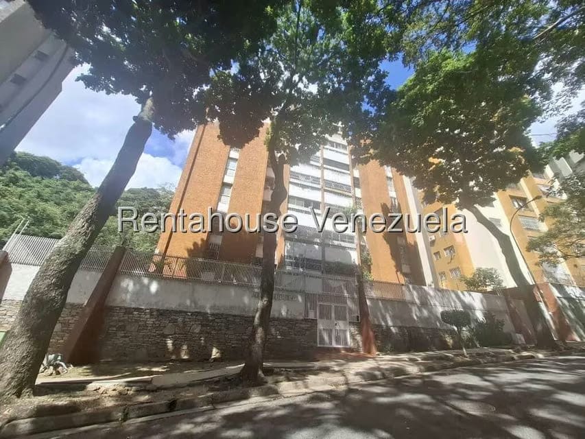 Apartamento (1 Nivel) en Alquiler en La Urbina, Distrito Metropolitano - 21